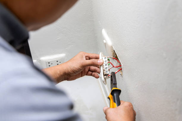 Best Circuit Breaker Repair  in Thatcher, AZ
